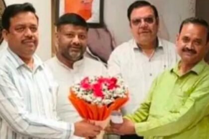 A delegation met the Authority Vice-Chairman regarding traders’ issues and received assurances about development work. IMAGE CREDIT TO प्राधिकरण