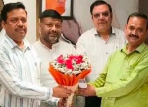 A delegation met the Authority Vice-Chairman regarding traders’ issues and received assurances about development work. IMAGE CREDIT TO प्राधिकरण