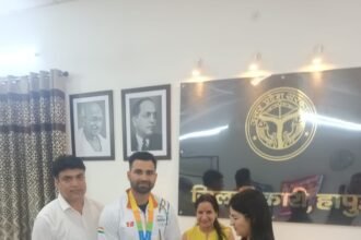 At the Asian Games, Bhanu Pratap Tomar won a silver medal, and he was later honored by the District Magistrate. IMAGE CREDIT TO सूचना विभाग