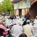 “A mahapanchayat will be held at Jewar Tehsil on May 25 regarding farmers’ issues.” IMAGE CREDIT TO रिपोर्टर