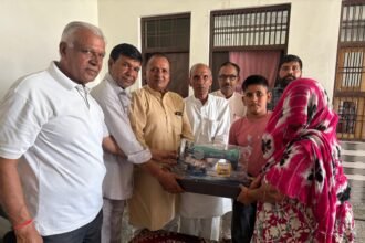 “A meeting was held on the upliftment and public awareness of the Brahmin community, and anger was expressed against an SP spokesperson.” IMAGE CREDIT TO रिपोर्टर