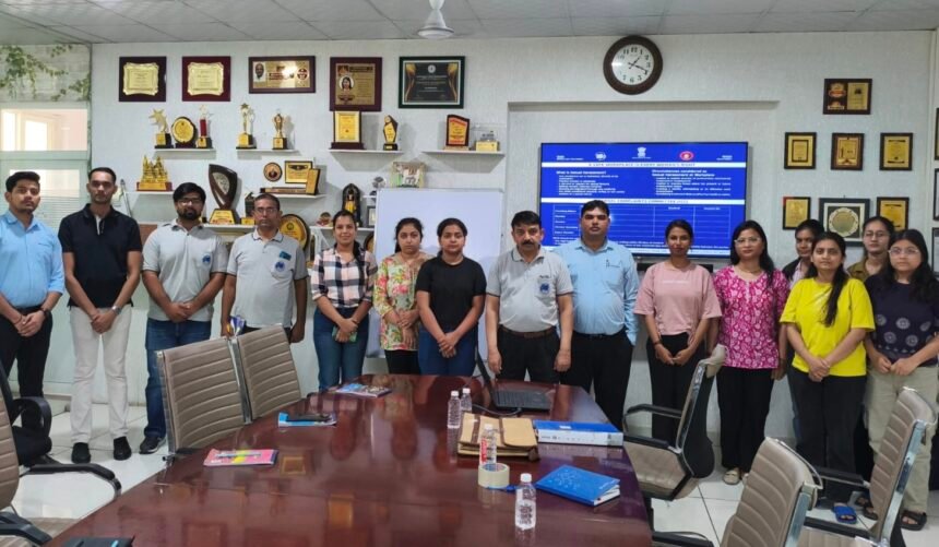 “Under the Sexual Harassment of Women at Workplace Act, 2013, a meeting of the Internal Committee was held and concluded at Wearwell India.” IMAGE CREDIT TO गुरुकुल फाउंडेशन