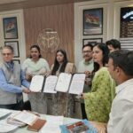 “An MoU was signed between the district administration and Samyak Collective Good Foundation for the health and welfare of unorganized workers.” IMAGE CREDIT TO सूचना विभाग
