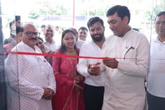 MLA Inaugurates Goyal Dental Clinic in Simbhaoli IMAGE CREDIT TO रिपोर्टर