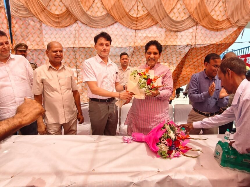 Ghaziabad: Pipe Market revamped with ₹10.40 crore; Minister Sunil Sharma and GDA Vice Chairman Nand Kishore Kalal inaugurated it. IMAGE CREDIT TO प्राधिकरण