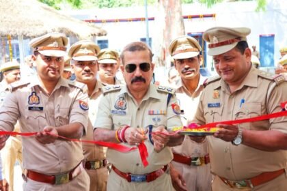 After renovation, various desks were inaugurated at the Garh Kotwali police station, and the Superintendent of Police reviewed the arrangements. IMAGE CREDIT TO POLICE