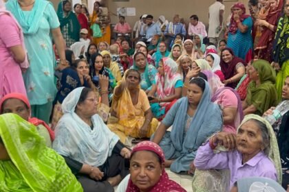 In Modinagar, women created a ruckus in protest against smart meters, and blocked the Delhi–Meerut Road. IMAGE CREDIT TO REPORTER