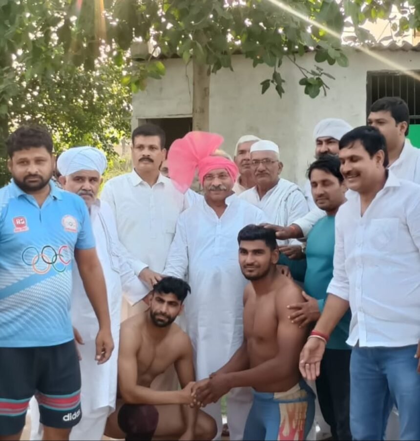 “A grand wrestling competition was held on the death anniversary of Baba Rajaram.” IMAGE CREDIT TO रिपोर्टर