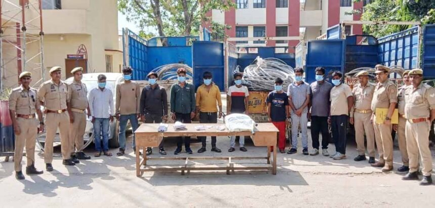 “Interstate gang involved in high-tension electric wire theft busted; 10 accused arrested. IMAGE CREDIT TO POLICE