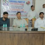 The outgoing Chief Development Officer (CDO) Abhinav Gopal was given a farewell, and Kumar Saurabh took charge as the new CDO of Ghaziabad. IMAGE CREDIT TO सूचना विभाग