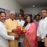 A grand ceremony for honoring Shiksha Mitras and distributing increased honorarium was successfully held in the district. IMAGE CREDIT TO INFORMATION DEPARTMENT