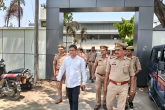 DCP Dhawal Jaiswal inspected the under-construction work at Vijay Nagar police station. IMAGE CREDIT TO POLICE