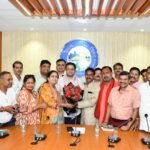 “The Municipal Commissioner held a meeting with members of the Purbiya community regarding the operation of the Purvanchal Bhavan.” IMAGE CREDIT TO नगर निगम