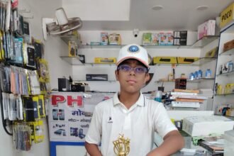 “Cricket Championship: Manik Sharma was awarded Player of the Match.” IMAGE CREDIT TO रिपोर्टर