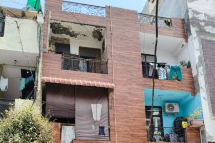“Two bodies were found under suspicious circumstances in a DLF flat; the police have sent them for post-mortem.” IMAGE CREDIT TO POLICE