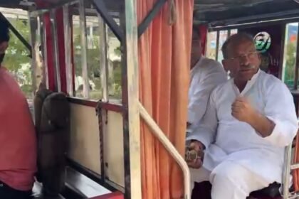 MP Dr. Rajkumar Sangwan arrived in Modinagar by the Namo Bharat Rapid Rail, where hundreds of people joined the Rashtriya Lok Dal (RLD). IMAGE CREDIT TO रिपोर्टर
