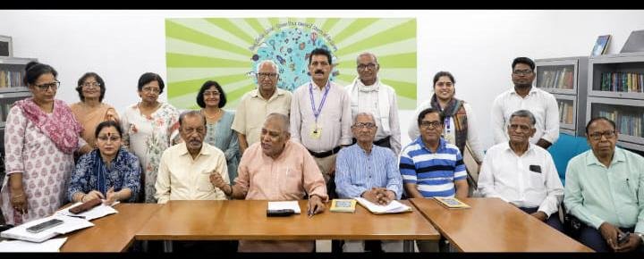 Noida Lok Manch has taken a pledge to turn the Yamuna River into an “oxygen bank” and plans to plant five lakh saplings as part of an environmental initiative led by the Noida Lok Manch. IMAGE CREDIT TO रिपोर्टर