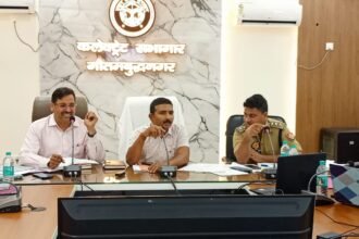 An important meeting of the District Road Safety Committee was held under the chairmanship of the Additional District Magistrate (Administration). IMAGE CREDIT TO INFORMATION DEPARTMENT