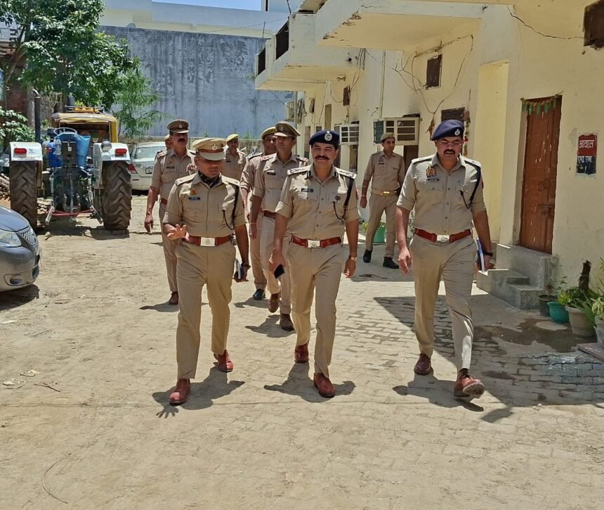 The DIG of Meerut Range inspected Inchauli Police Station and reviewed security arrangements and police functioning. IMAGE CREDIT TO POLICE
