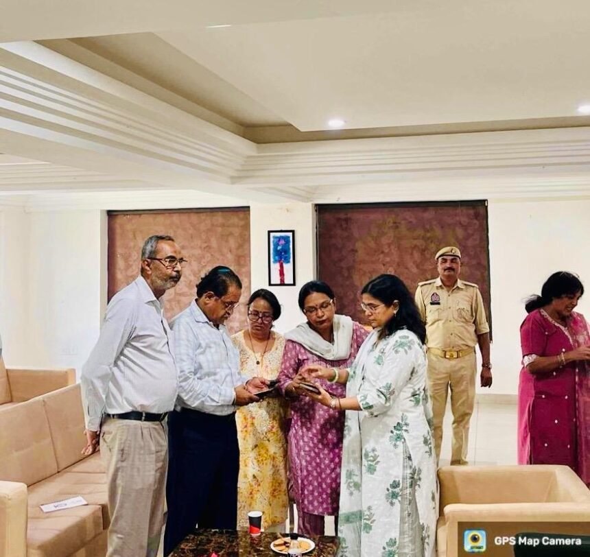 “In Census 2027, the removal of private school teachers led to a shortage of staff; Noida Authority officials themselves took charge.” IMAGE CREDIT TO प्राधिकरण