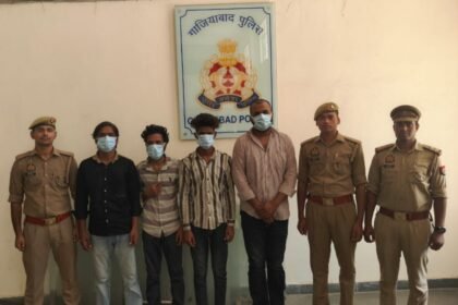 “Khora police have busted an interstate vehicle theft gang and arrested four accused.” IMAGE CREDIT TO पुलिस
