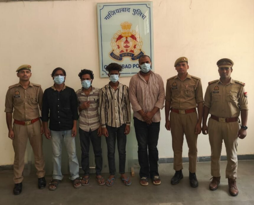 “Khora police have busted an interstate vehicle theft gang and arrested four accused.” IMAGE CREDIT TO पुलिस