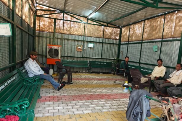 The Municipal Corporation has established cooling stations for pedestrians. IMAGE CREDIT TO NAGAR NIGAM