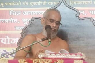 Acharya Vinishchaya Sagar Maharaj stated that the remembrance of death gives meaning to life. IMAGE CREDIT TO REPORTER