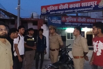 Shahpur Police made youths aware about cyber crimes. IMAGE CREDIT TO POLICE