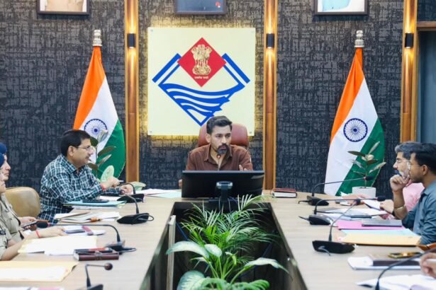 Preparations have been intensified for the President’s visit to Uttarakhand on June 12 and 13, and the District Magistrate has issued strict instructions to officials. IMAGE CREDIT TO सूचना विभाग