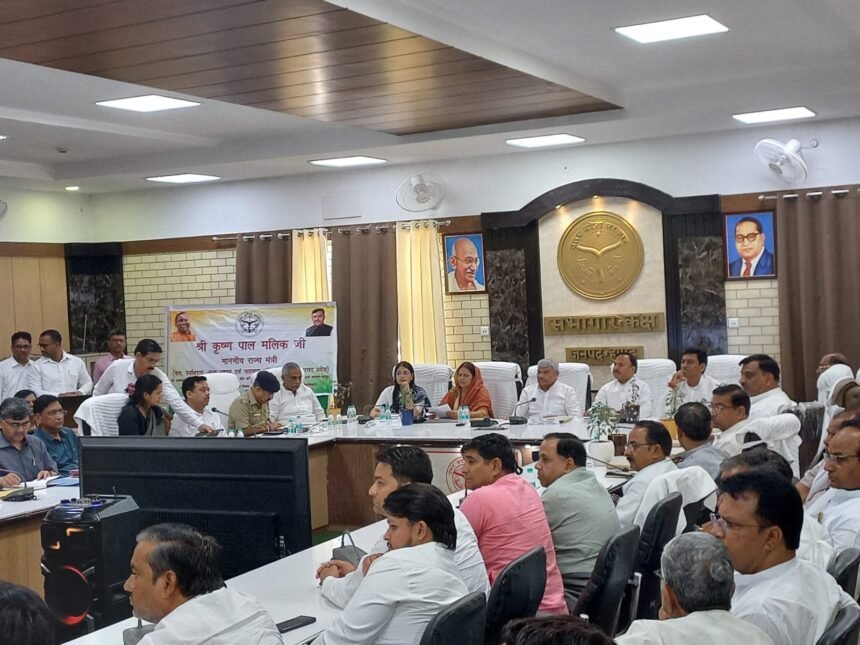 On World Environment Day, a target of planting 1.95 lakh saplings has been set in Hapur; Minister of State K. P. Malik directed officials — IMAGE CREDIT TO सूचना विभाग