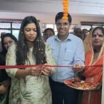 Inauguration of Saras Shop provides a new market for women from self-help groups; District Magistrate boosts their morale — IMAGE CREDIT TO सूचना विभाग