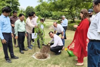 Major Step by Ghaziabad Development Authority (Ghaziabad Development Authority) Toward Making Ghaziabad a Green City: Target to Plant 1.5 Lakh Saplings on World Environment Day – IMAGE CREDIT TO प्राधिकरण