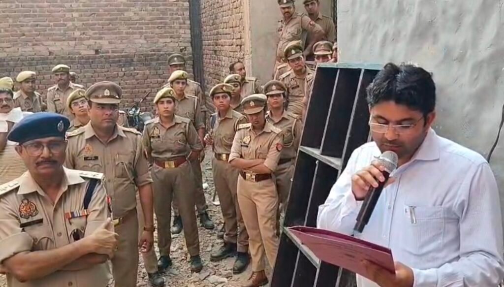 गाजियाबाद में दो अवैध मदरसों को प्रशासन ने किया सील 2 WhatsApp Image 2026 06 06 at 7.23.53 PM