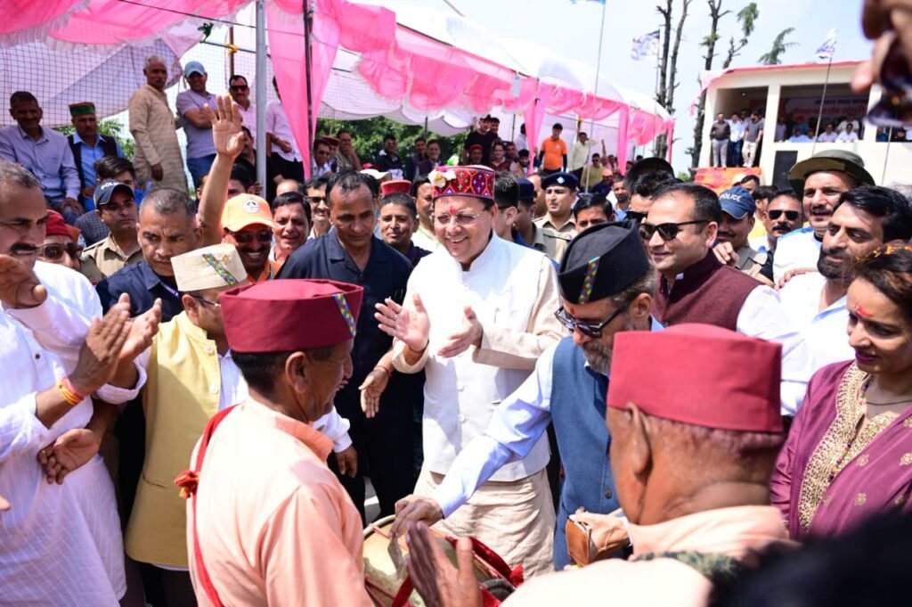 जौनसार बावर महोत्सव में मुख्यमंत्री धामी ने की विकास परियोजनाओं की घोषणाएं 2 WhatsApp Image 2026 06 08 at 8.05.07 PM 2