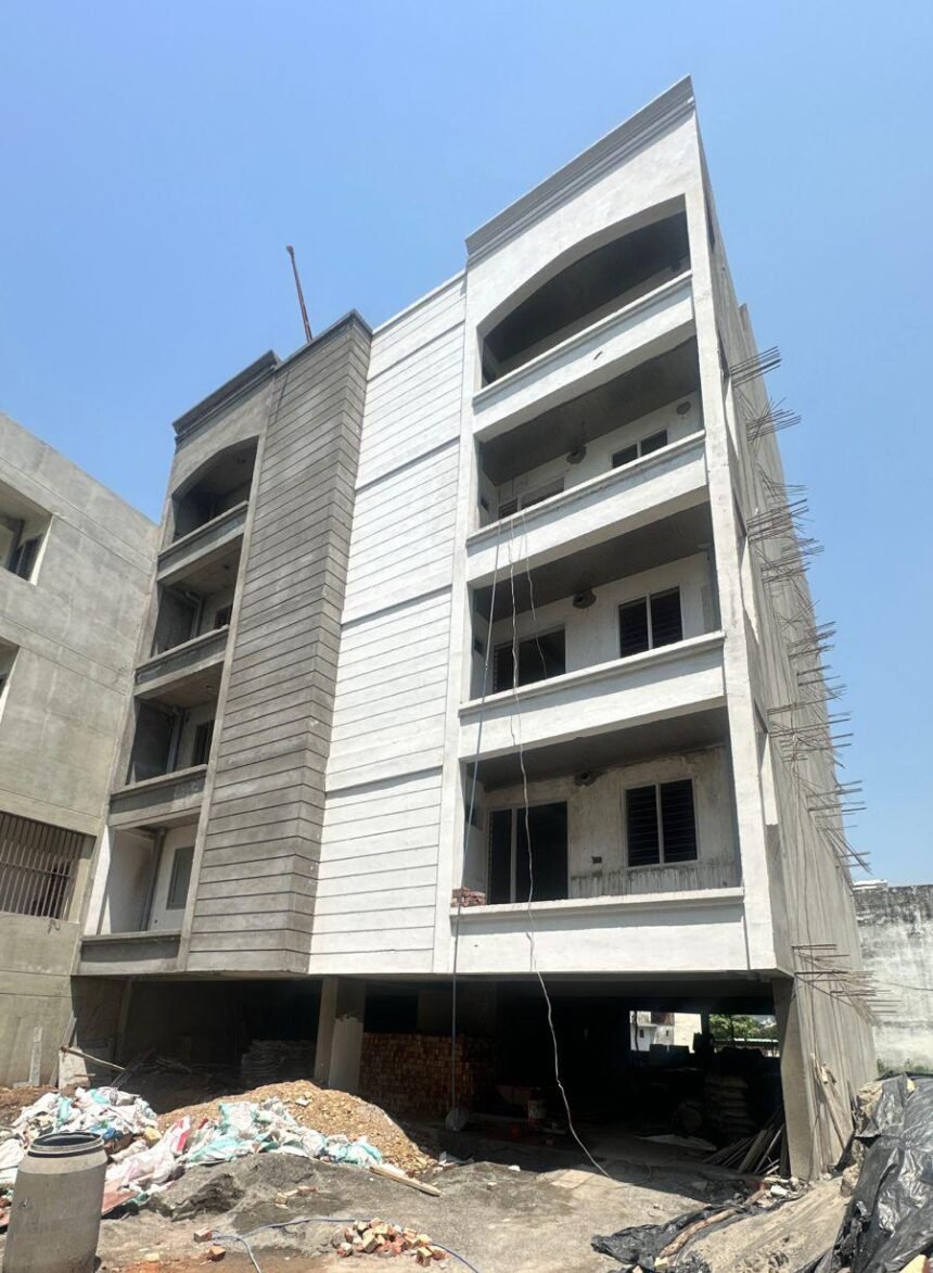 MDDA cracks down on illegal constructions; four buildings sealed in Kulhan and Chandravani — IMAGE CREDIT TO प्राधिकरण