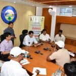The Municipal Commissioner, along with municipal corporation officials, heard public grievances in the “Sambhav” program — IMAGE CREDIT TO नगर निगम