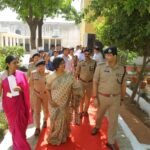 National Commission for Women Chairperson Vijaya Rahatkar inspected Dasna Jail — IMAGE CREDIT TO सूचना विभाग