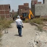 GDA Takes Major Action in Loni: Illegal Colony Sprawling Over 8,000 Square Meters Demolished — IMAGE CREDIT TO प्राधिकरण
