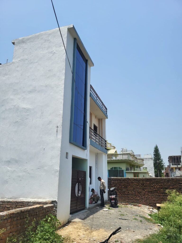 MDDA Vice Chairman Banshidhar Tiwari’s Major Crackdown on Illegal Constructions: Two Buildings Sealed on GMS Road and Shimla Road — IMAGE CREDIT TO