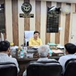 Review meeting of the PM Surya Ghar Free Electricity Scheme concluded; instructions were issued for the prompt disposal of pending loan cases. IMAGE CREDIT TO INFORMATION DEPARTMENT