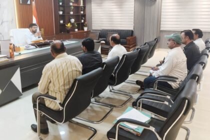 Emphasis on increasing fertilizer availability; instructions issued to ensure timely supply of fertilizers to farmers — IMAGE CREDIT TO सूचना विभाग