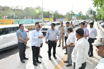 Principal Secretary of Urban Development Inspects Development Projects in Ghaziabad — IMAGE CREDIT TO नगर निगम