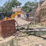 Administration’s Bulldozer Action in Village Kushaliya; Encroached “Enemy Property” Freed — IMAGE CREDIT TO सूचना विभाग