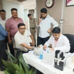 Blood Donation Camp Held at MDDA Office: Officials and Employees Donate 40 Units of Blood; Vice-Chairman Says Authority Leads in Social Responsibility Along with Development — IMAGE CREDIT TO प्राधिकरण