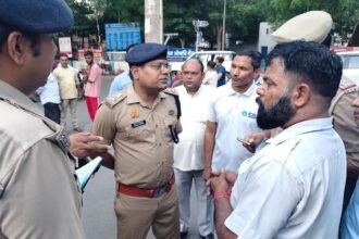 Two real sisters were shot in Khoda, Ghaziabad; police arrested the accused. IMAGE CREDIT TO POLICE