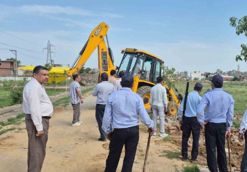 HPDA carried out a demolition drive, razing illegal plotting over 36,000 square meters. IMAGE CREDIT TO AUTHORITY