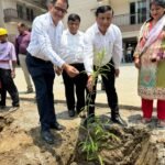 MDDA Focuses on Both Greenery and Bulldozer Action: Vice Chairman Banshidhar Tiwari Conducts Marathon Inspection to Accelerate Development Works — IMAGE CREDIT TO प्राधिकरण
