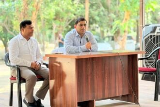 Transport Officials Provide Information Related to the Transport Department to 250 Trainee Constables IMAGE CREDIT TO रिपोर्टर