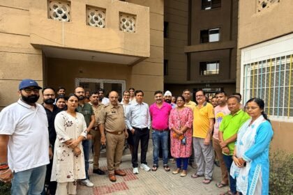 Sampurnam Apartment Owners Association Elections Concluded Unopposed; Certificates Distributed to Newly Elected Office Bearers IMAGE CREDIT TO रिपोर्टर
